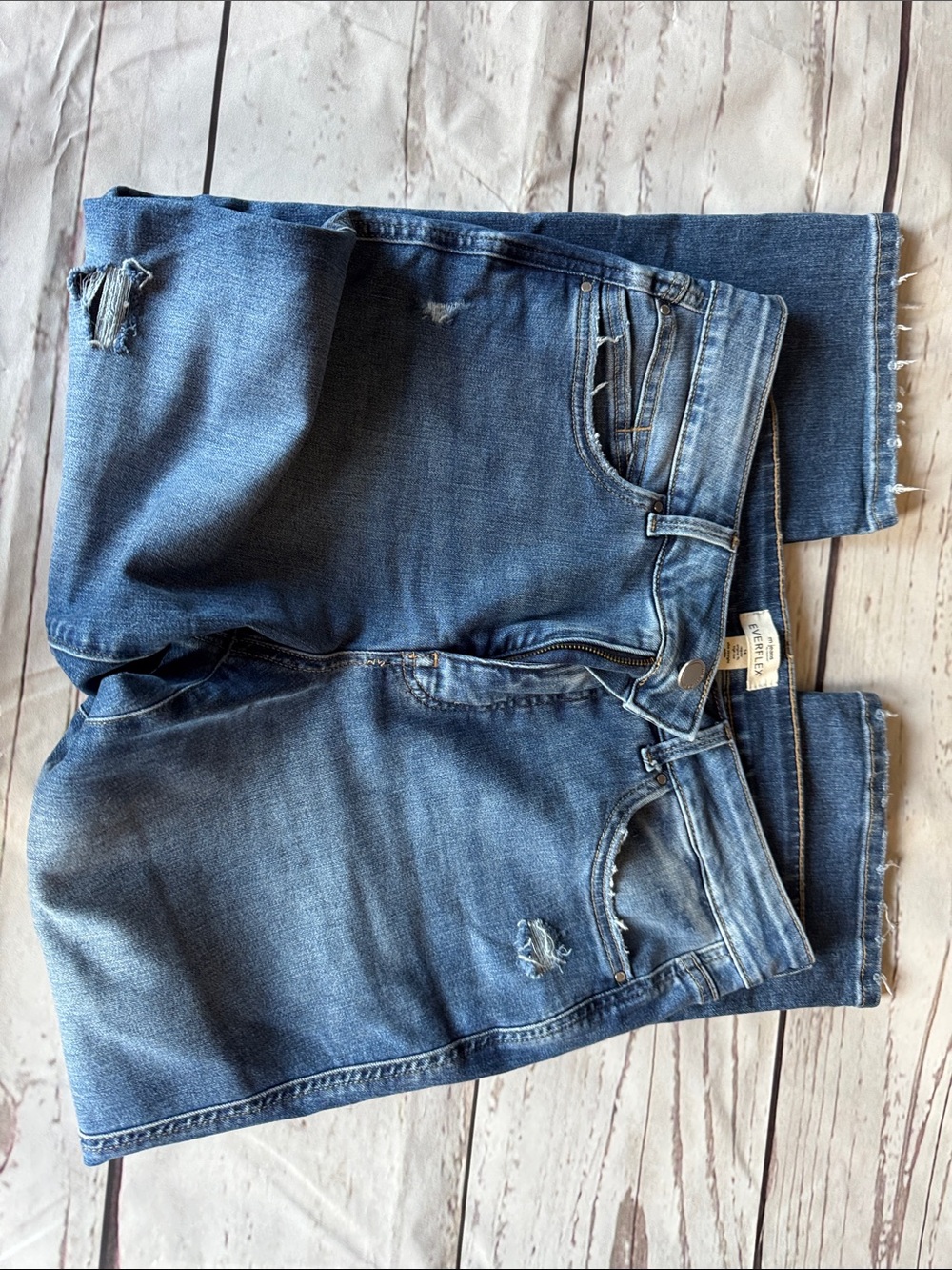 Maurices Everflex Medium Blue Distressed Ankle Jeans